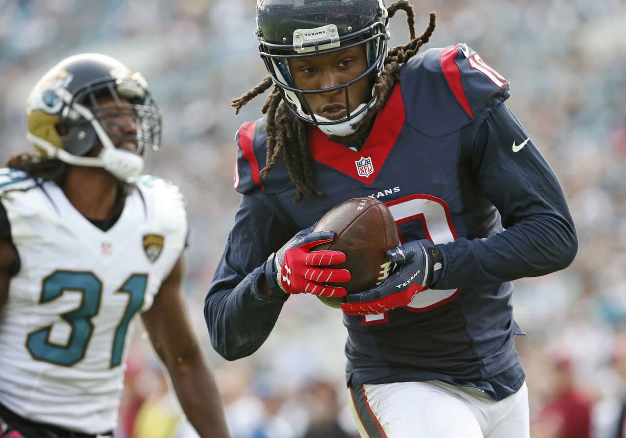 Hopkins registró nueve atraparas para 157 yardas en Atlanta en la semana 4 y 11 recepciones para 169 yardas en la semana 5 contra Indianapolis.