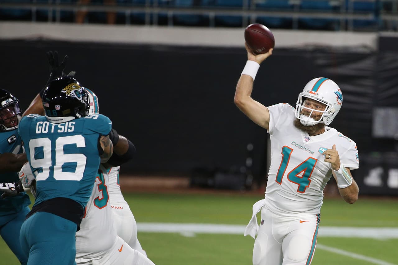Ryan Fitzpatrick encabeza la paliza 31-13 sobre los Jacksonville Jaguars y los Dolphins consiguen su primer victoria de la campaña.