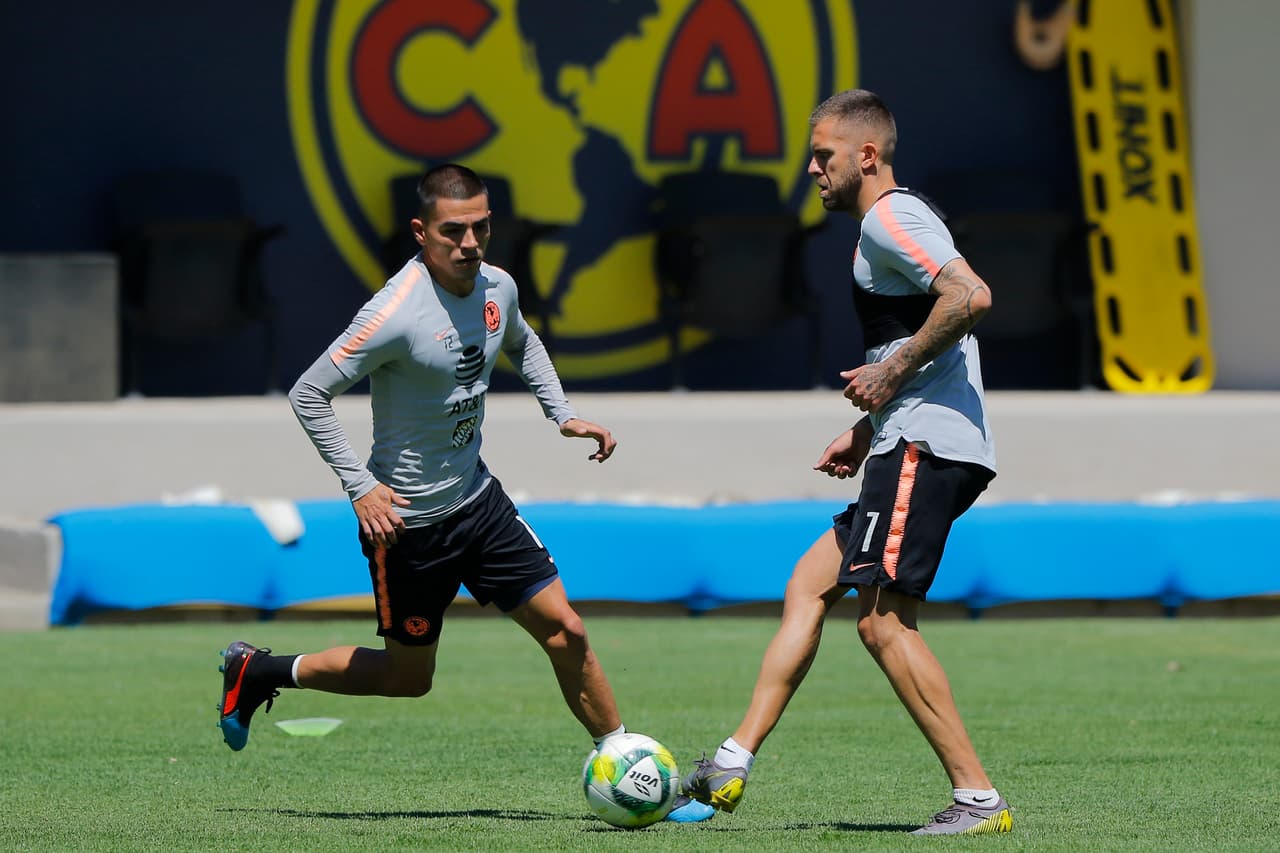 Oribe Peralta volvió a ser parte del grupo de trabajo de América, que entrena con miras para su choque contra Tigres en el Clausura 2019. El 'Hermoso' espera contagiar a sus compañeros para ir por los puestos de comando.