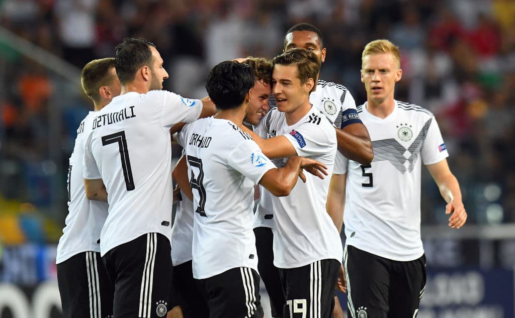 Y a los 14 minutos Luca Waldschmidt se encargaba de marcar el primer gol del partido para los teutones.