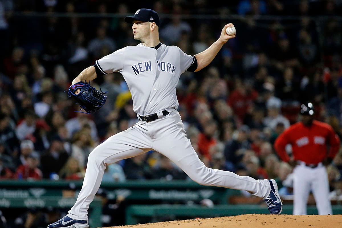 El pitcher ganador fue el zurdo J.A. Happ de los Yankees quien estuvo en el montículo seis entradas quedando con marca de 17 triunfos y 6 derrotas.