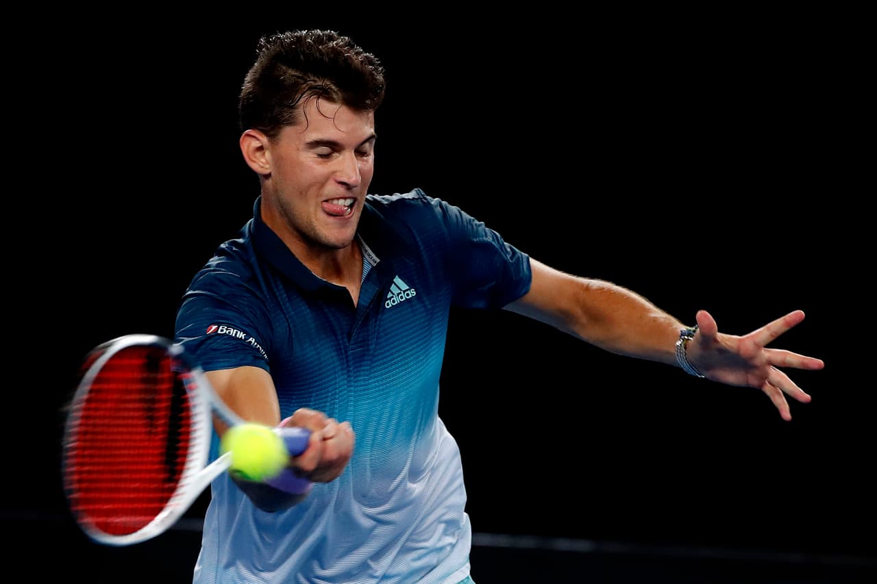 El austríaco Dominic Thiem fue otro de los grandes del tenis masculino que se sobrepuso a la dureza de su rival, Benoit Paire, al que derrotó 6-4, 6-3, 7-5, 1-6 para ganar el definitivo set por 6-3.