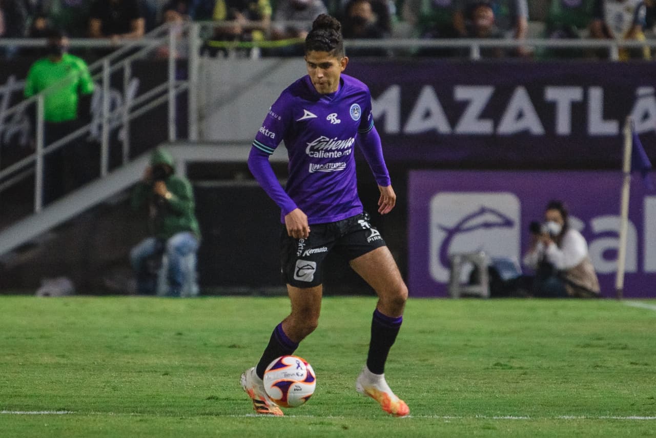Mazatlán compra a Carlos Vargas, exjugador del América