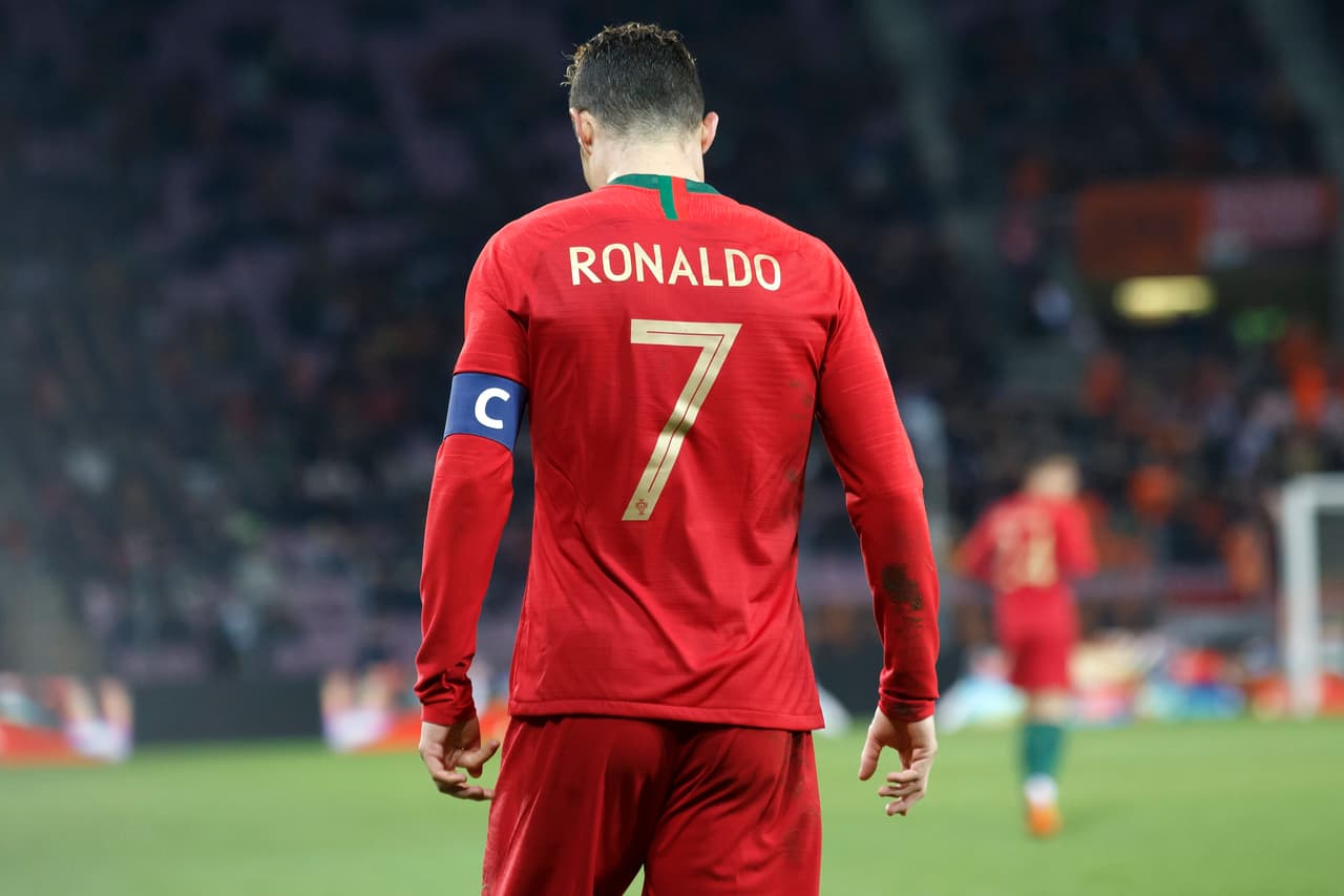 No fue una buena tarde para Cristiano en Suiza. Su probado poder ofensivo se vio diluido ante la defensa holandesa.