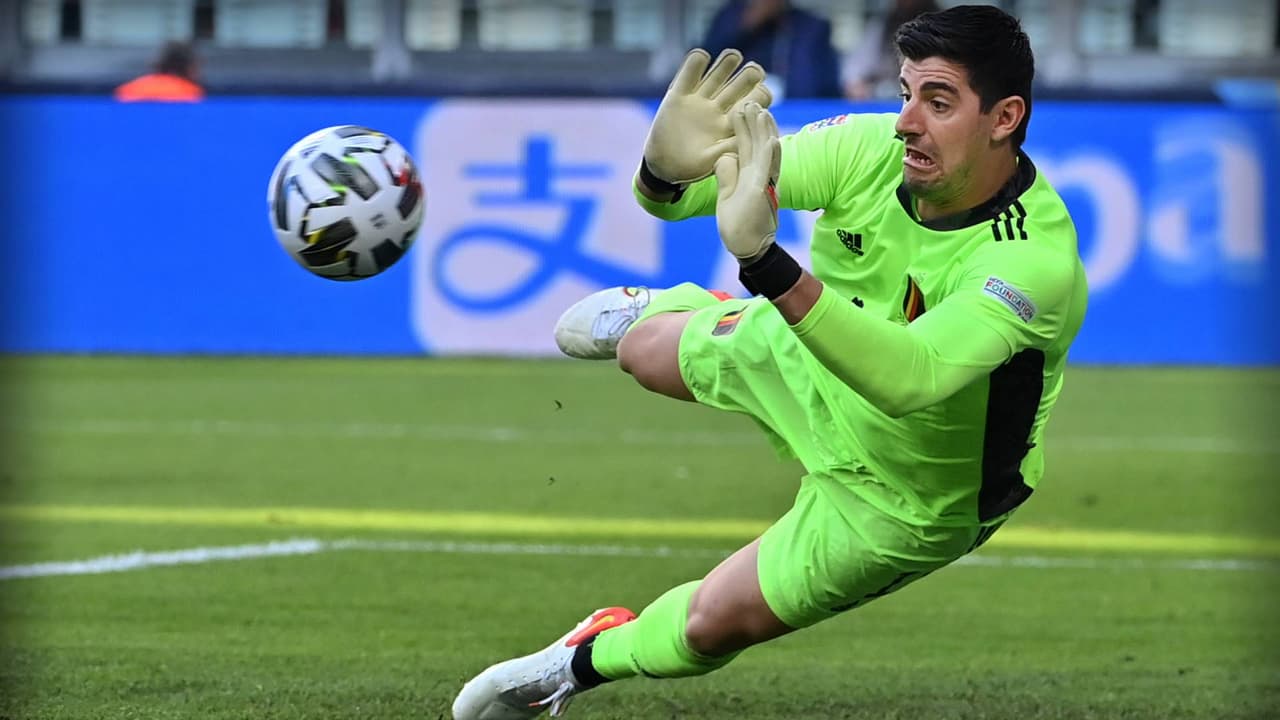 Courtois revienta contra la FIFA: “Sólo les interesa el dinero”