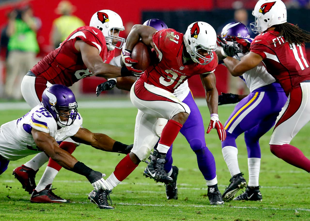 Los Arizona Cardinals avanzaron a la postemporada luego de vencer 23-20 a los Minnesota Vikings.