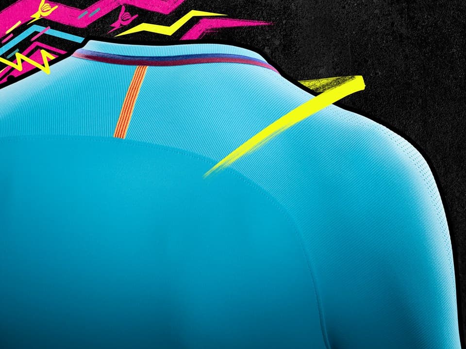 Como ya es costumbre en la marca estadounidense, esta segudna equipación cuenta con un color llamativo pero que no identifica al club.