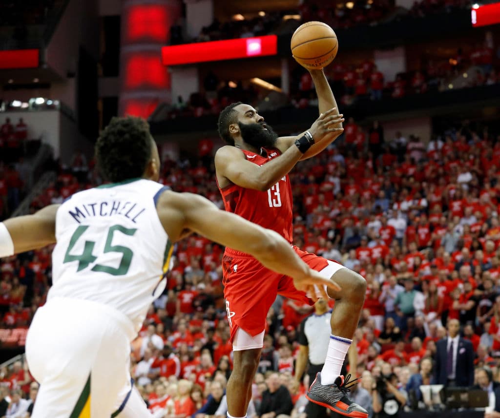 Pero todo comenzó a fluir para los Rockets y para Harden. Aunque una parte importante de su juego no estaba encajando.