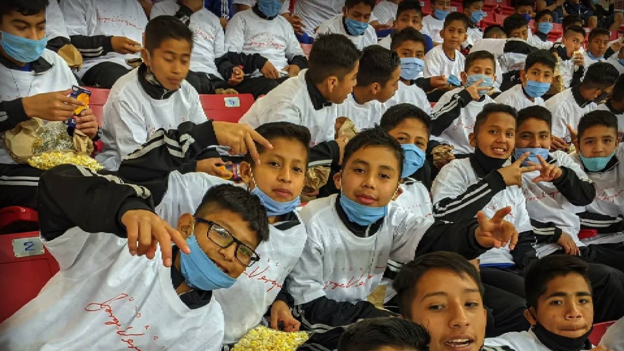 Niños que formar parte de la Fundación Jorge Vergara.