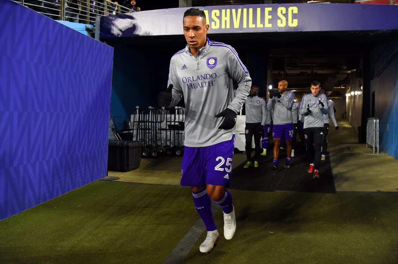 Buen debut de 'los Leones' de Orlando City SC, que superaron en su estadio a CF Montréal. El brasileño Antonio Carlos fue una de las grandes figuras del equipo de Florida.
<br>