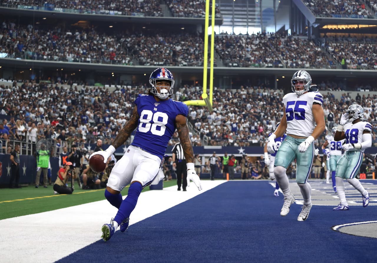 EliManning encontró a Evan Engram en las diagonales y los Giants pegaron primero con la anotación. El pase del marsical de campo de New York fue de una yarda.