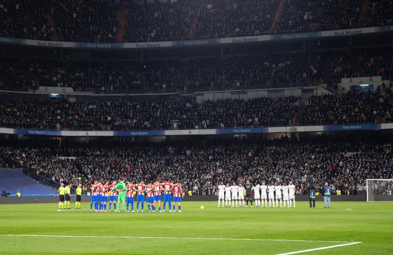 Con goles de Karim Benzema y Marco Asencio, el Real Madrid se impone al Atlético de Madrid, se lleva el Derby y sigue con paso perfecto en La Liga.