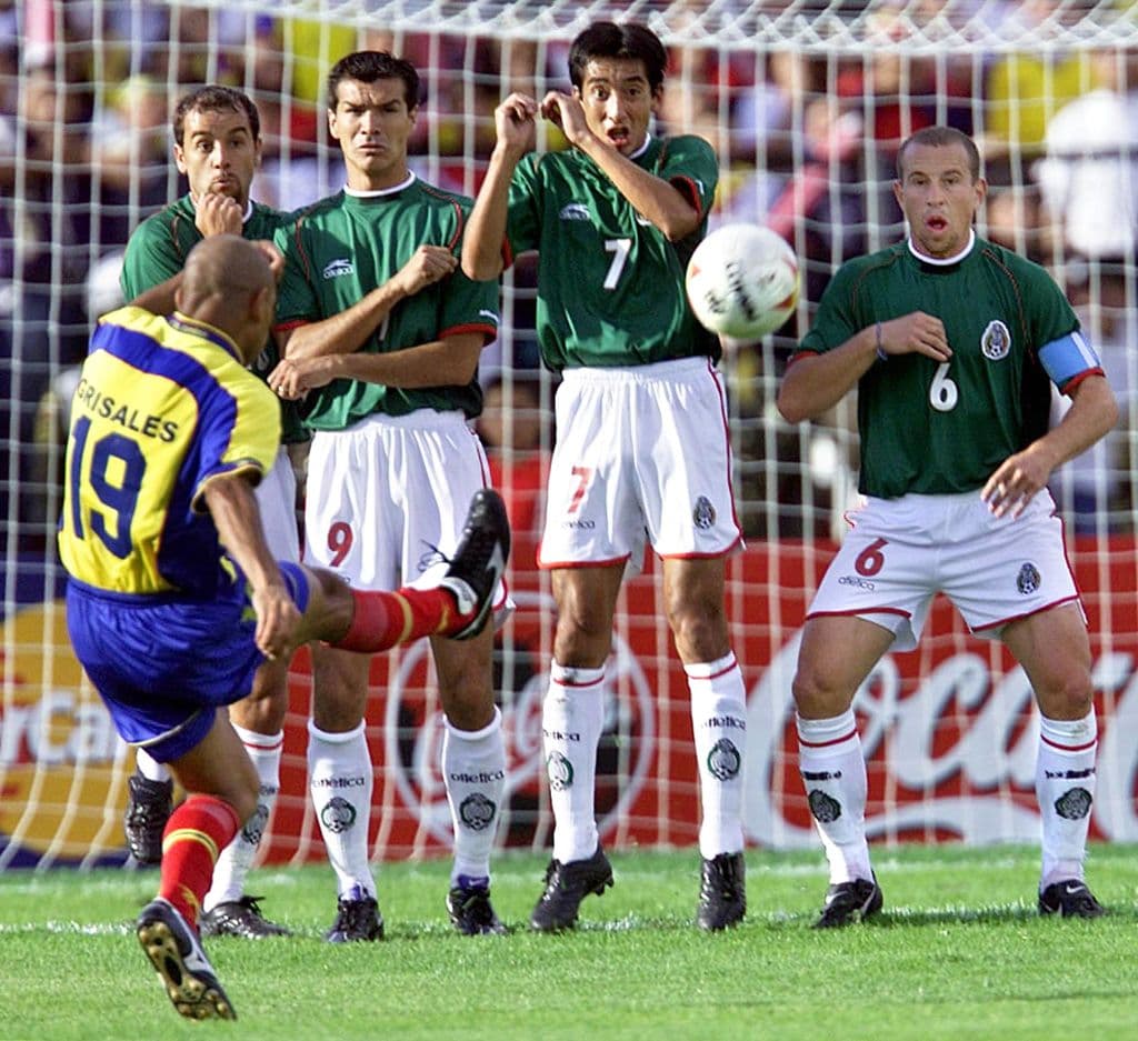 El Tri tenía un cuadro equilibrado dirigido por Javier Aguirre y en el que destacaban: Oscar Pérez, Gerardo Torrado, Ramón Morales, Jesús Arellano y Jared Borgetti.