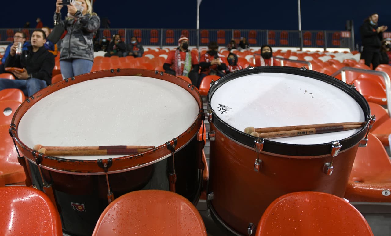 Los tambores no sonaron en el BMO Field: Toronto FC cayó por 2-0 ante Atlanta United y se quedó sin oportunidades de entrar a la postemporada.
<br>