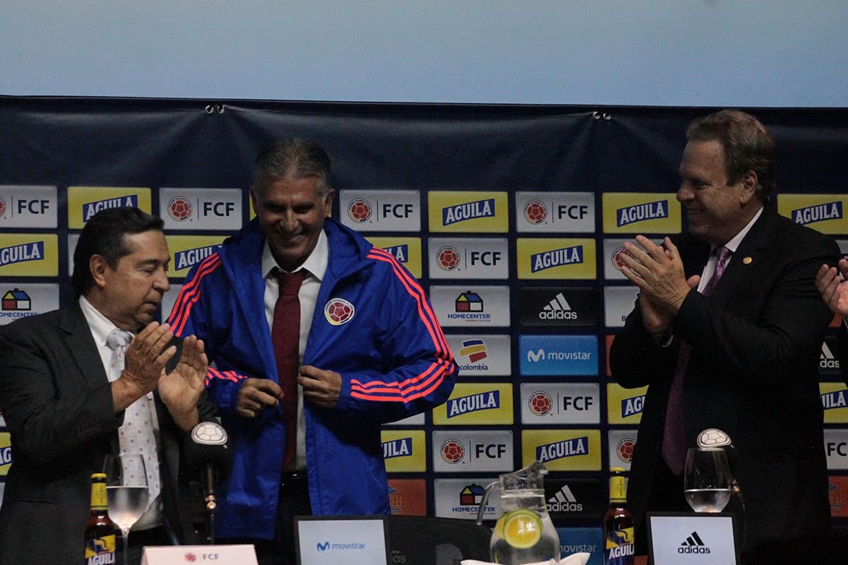 Y agregó: "el futuro del equipo hay que construirlo alrededor de James, Falcao, Ospina, capitanes además. Estaremos hablando con ellos y seguro vamos a tener un buen proceso".