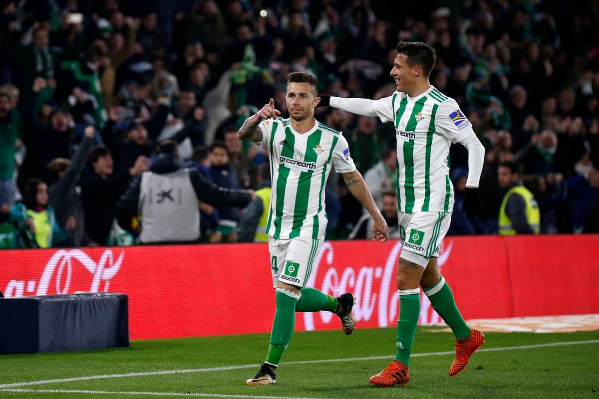 Con Guardado los 90', Betis ganó y se acercó a Europa