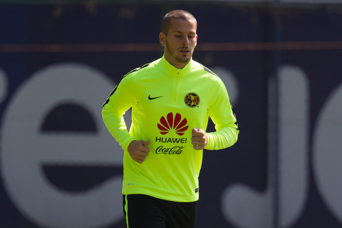 América arrancará con la duda de Benedetto para el debut en el A2015