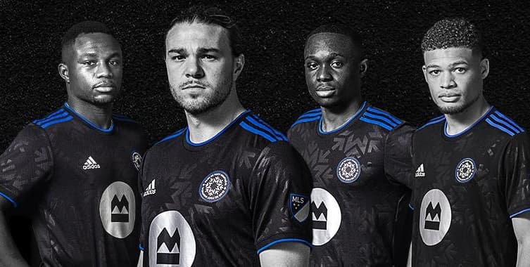 CF Montréal dio a conocer el jueves a su nueva camiseta primaria, la primera desde que el club canadiense anunciara su cambio de identidad el 14 de enero.
