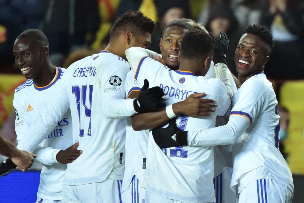 Real Madrid derrota 3-0 al Sheriff Tiraspol con anotaciones de David Alaba (30'), Toni Kroos (45+1') y Karim Benzema (55'), poniéndose como líderes de grupo y asegurando su clasificación a la siguiente ronda de la UEFA Champions League.