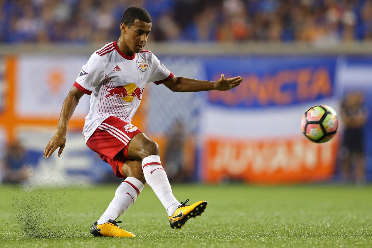 Una semana más, Tyler Adams entra el el combinado semanal. El joven volante de New York Red Bulls es una de las figuras más destacadas del cuadro taurino en los últimos meses. (USA Today Images)