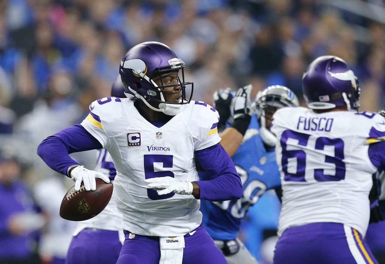 Teddy Bridgewater lanzó para 316 yardas (máximo de su temporada) y dos touchdowns, para que los Minnesota Vikings vencieran a los Detroit Lions 28-19.