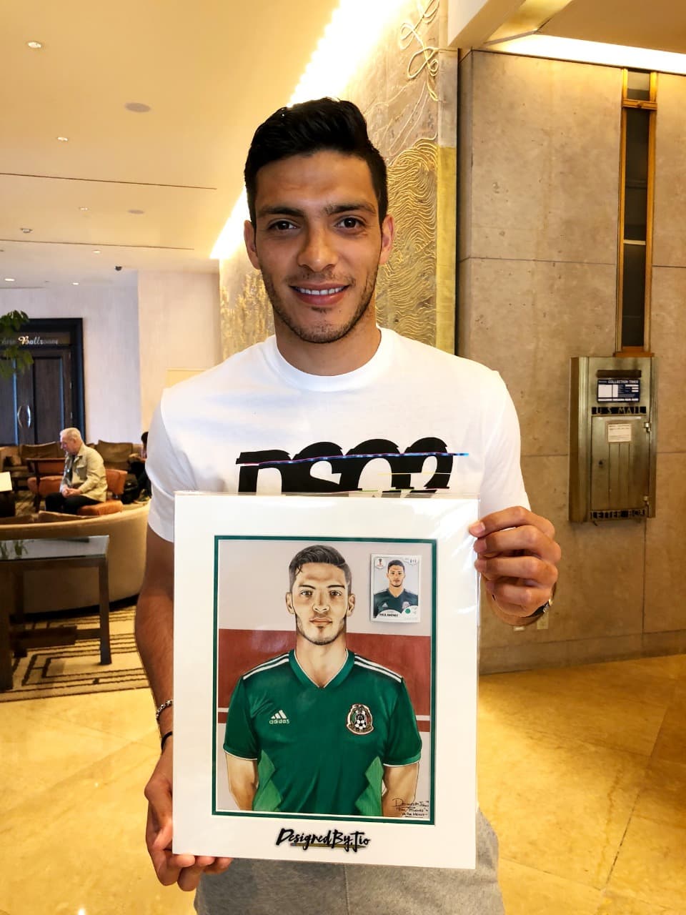 Las figuras del fútbol mexicano reconocen la calidad del trabajo de este artista, cuyas obras son notables.
