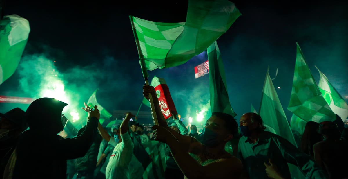 León abre las puertas de su estadio al público