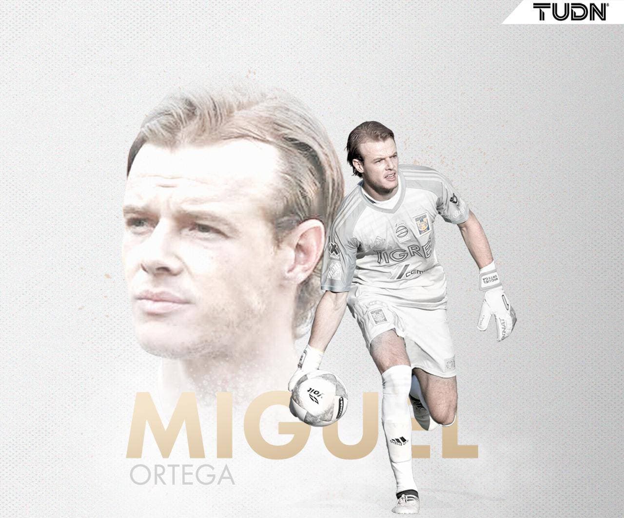 El canterano de Tigres debutó contra el Améric,a en la Liguilla del futbol mexicano,en el Estadio Azteca.