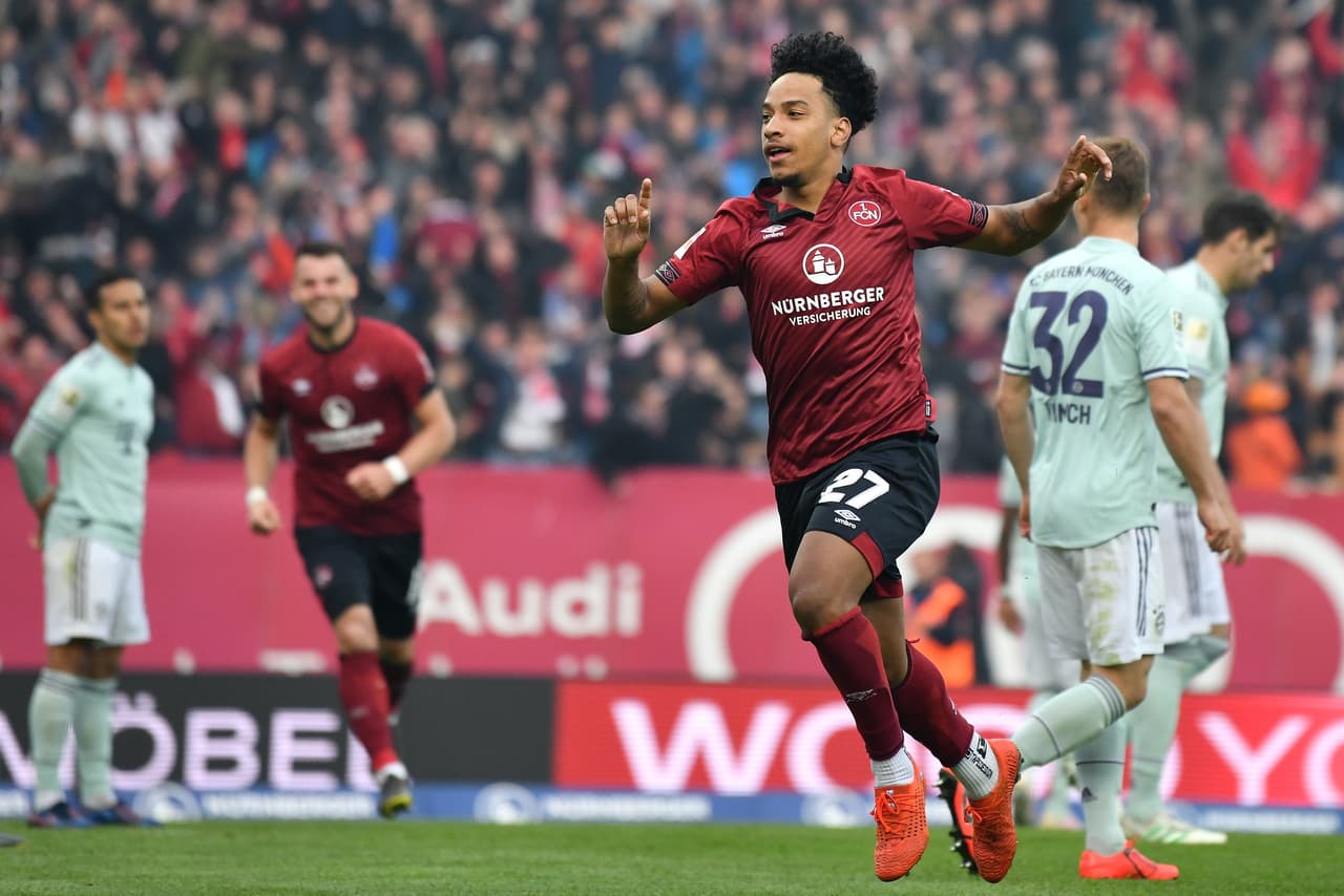 Ya al minuto 3 del segundo tiempo, Matheus Pereira puso a festejar a los locales con un gol que les daba vida en la Bundesliga.