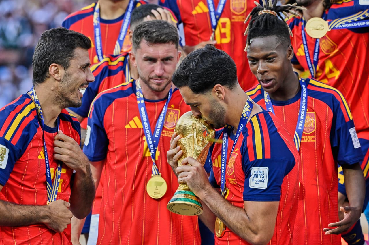 España logra el invicto más largo en la historia del futbol de selecciones
