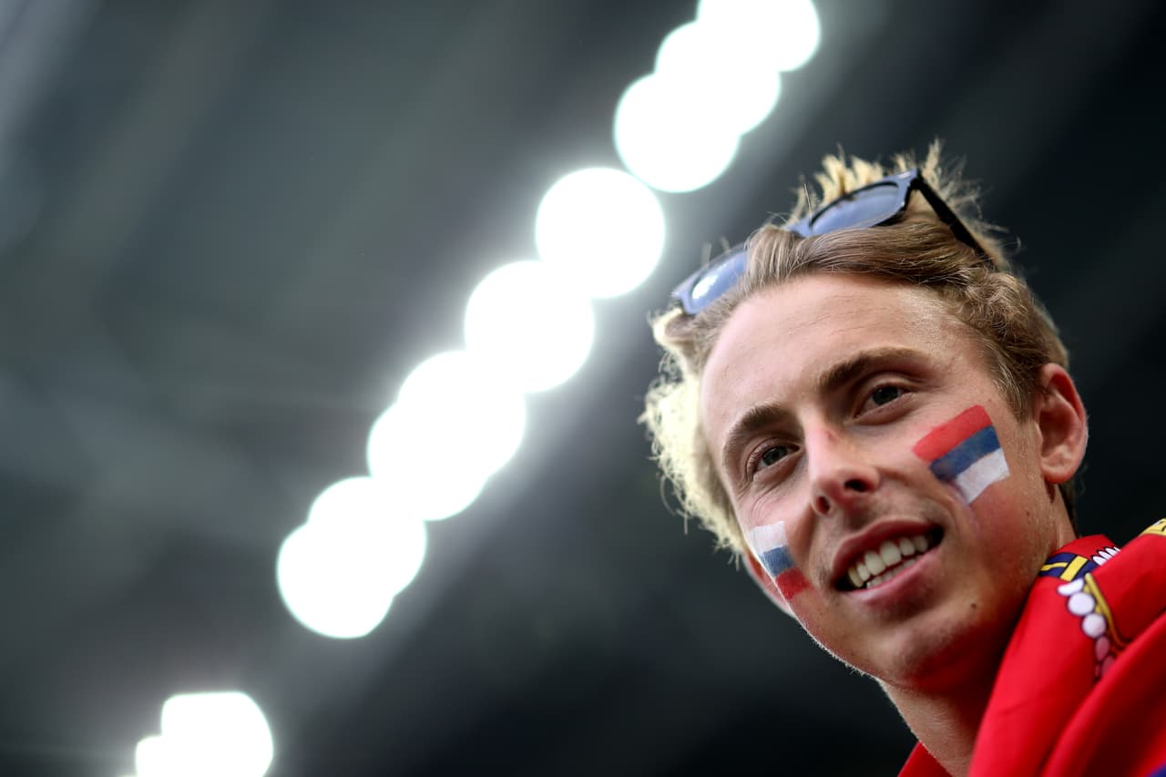 La fiesta de los fanáticos de Suiza y Serbia mostró la emoción que ambos países sienten en su segundo partido por el grupo E en el Mundial de Rusia 2018.