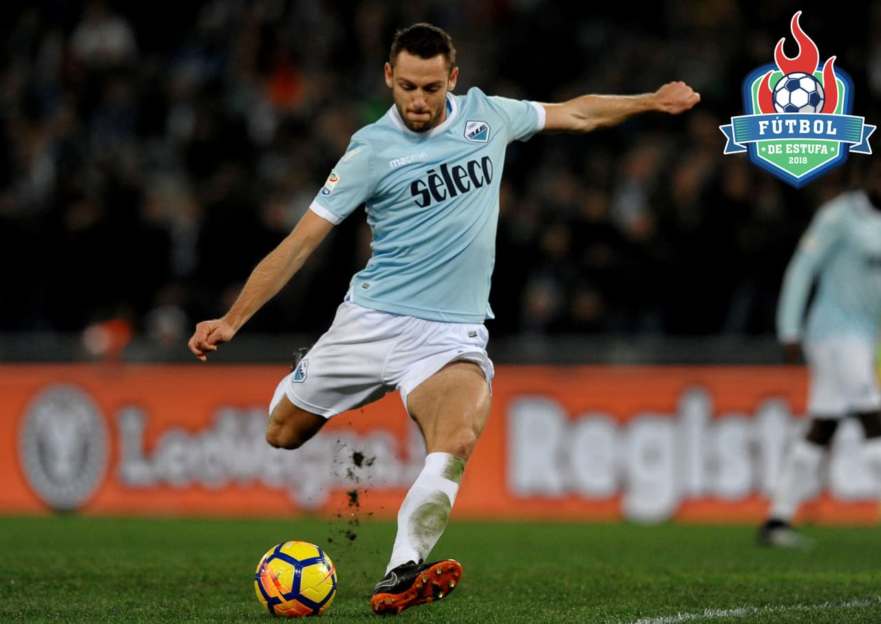 Inter ficha por cinco temporadas a De Vrij, defensa del Lazio