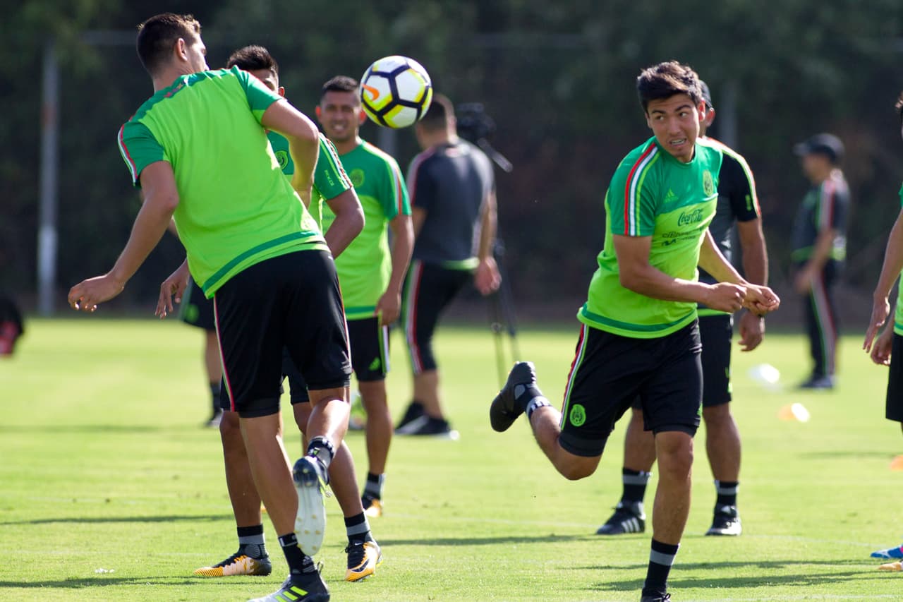 Es por eso que para potenciar las capacidades de cada uno, el trabajo colectivo del cuerpo técnico de Osorio con los jugadores ha sido intenso.