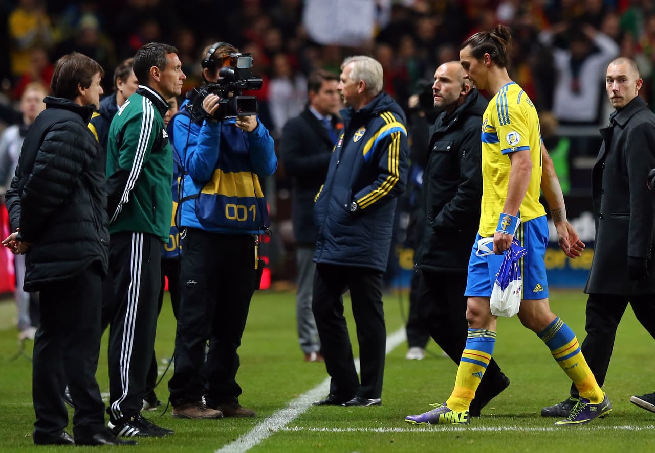 Triunfos por 1-0 y 3-2, este último en Suecia, dejaron a Zlatan sin la oportunidad de volver a una Copa del Mundo y conseguir su primer gol en un torneo de este tipo.