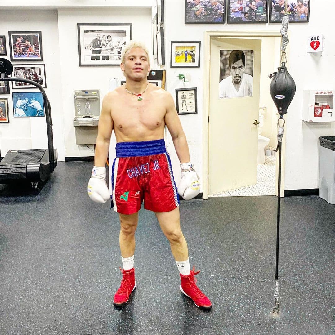 El sinaloense no siente ningún temor respecto a su próximo rival en el ring, a quien describe como “un rival nuevo, joven y pega fuerte”, y dice que estará a la altura del encuentro para poder derrotarlo.