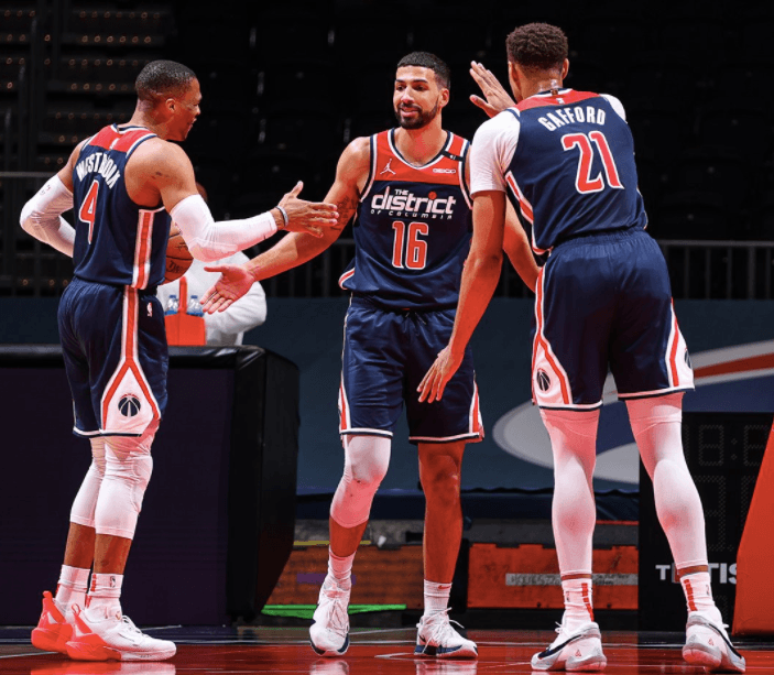 ¡Se completaron los clasificados a Playoffs en la NBA!