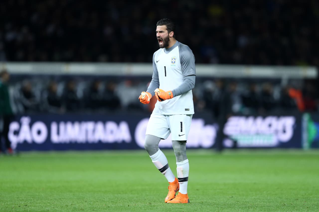5. Alisson (A.S. Roma - Brasil): 49,2 millones de dólares