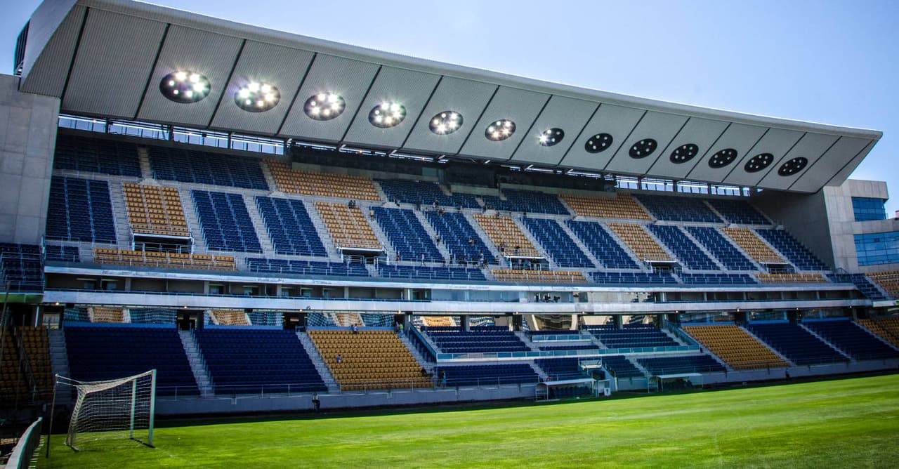 Cádiz planea renombrar su estadio para homenajear a Michael Robinson
