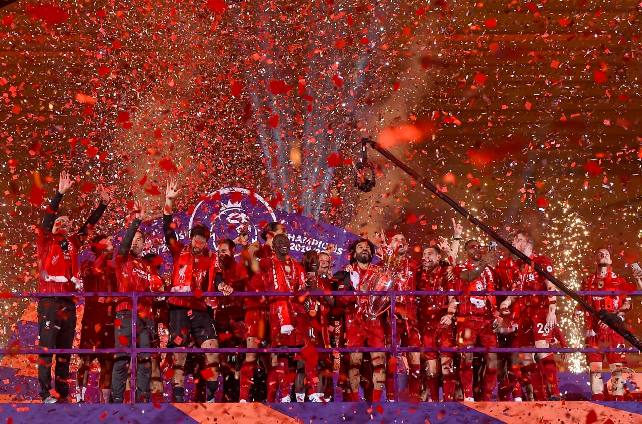 Las mejores imágenes de los festejos del los campeones de la Premier League 2019-2020.