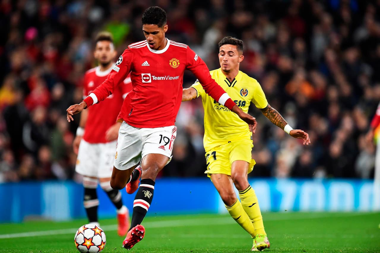 Manchester United se impone al Villarreal 2-1 en la fase de grupos en la UEFA Champions League. Paco Alcácer inauguró marcardor al 53’, sin embargo Alex Telles de los ‘Red Devils’ logra igualar el marcador al 60’ del encuentro, pero Cristiano Ronaldo apareció para darle el triunfo a la escuadra inglesa.