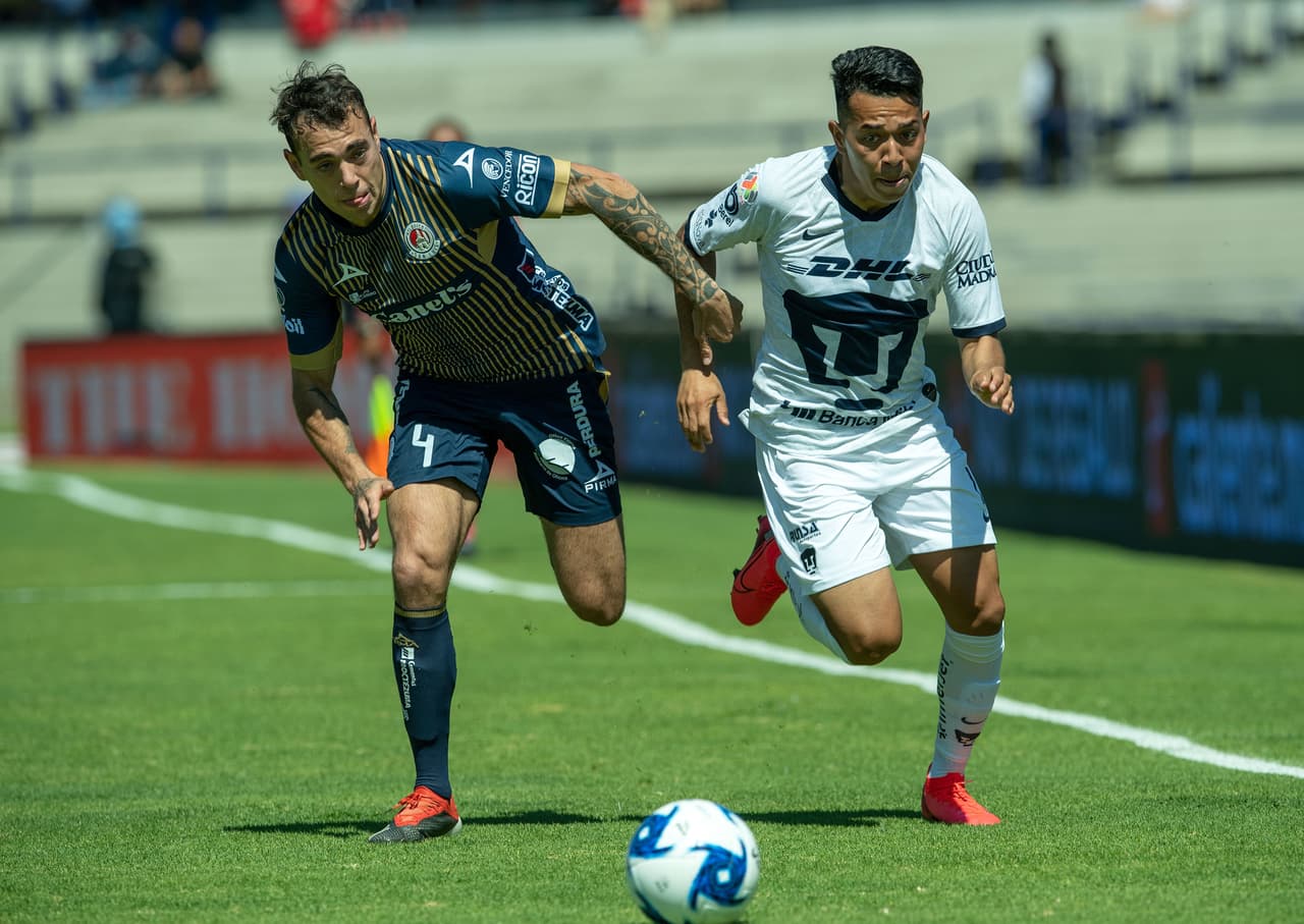 Pumas golea y vence a San Luis 4-0. Con doblete de Carlos Gonzalez, gol de Fabio Álvarez y Juan Ignacio Dinenno, los universitarios se colocan como segundos de la tabla en la Liga MX.