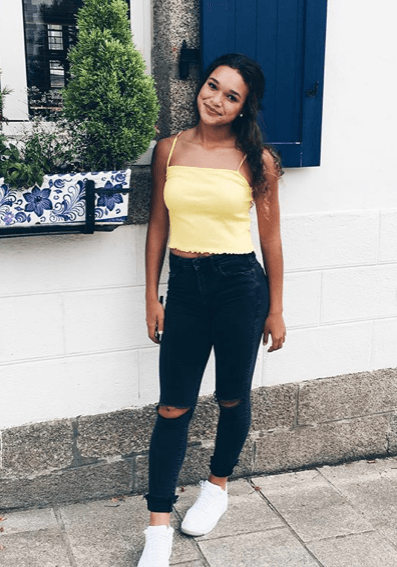 Actualmente cuenta con un llamado a la selección mayor para los amistosos de marzo del 2017 ante Rusia, aunque no jugó.