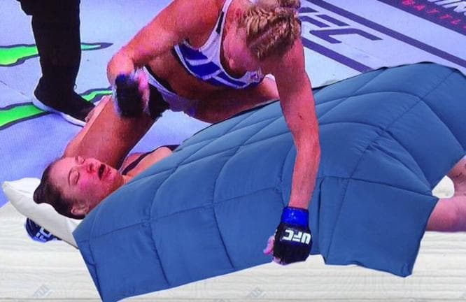 Memes de la derrota de Ronda Rowsey