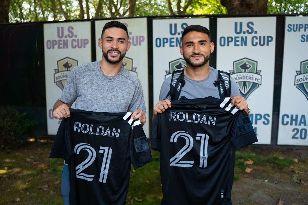 Los convocados fueron Pedro Gallese y Matt Turner para la portería, Julián Araujo, Jesús David Murillo, Nouhou, Miles Robinson, Alex Roldán, James Sands, Kai Wagner, Yeimar y Walker Zimmerman para la defensa y a Eduard Atuesta, Carles Gil, Damir Kreilach, Juan Pablo, Emanuel Reynoso, Cristian Roldán, y Lucas Zelarayán en la delantera.