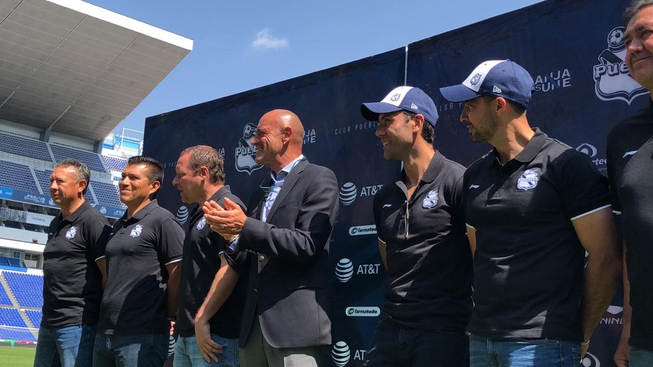 José Luis Rodríguez Sola, conocido con cariño como 'Chelís' recibió la bienvenida en una nueva etapa como técnico del Puebla, que con su llegada espera repuntar en el Clausura 2019 y brillar en la Liga MX.