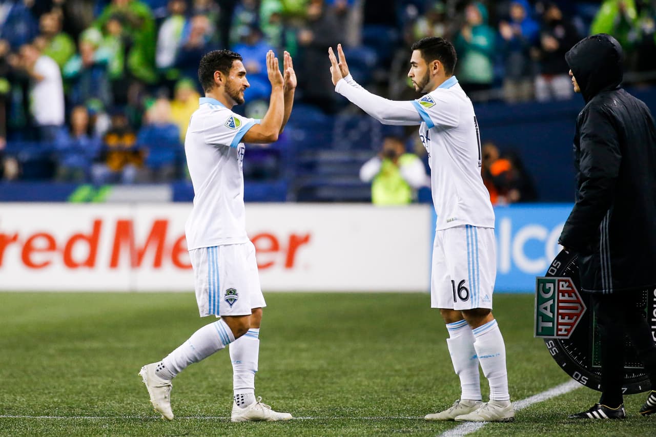 Los Roldán: hermanos y compañeros en Seattle, rivales con sus selecciones