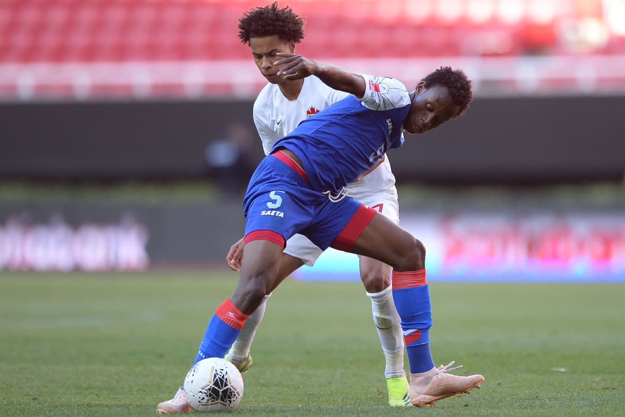 La pólvora de los canadienses y los haitianos se queda em casa y terminan empatando con un horrible 0-0.