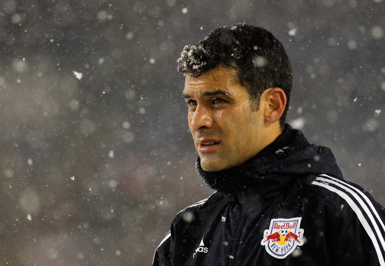 De entre los seleccionados por el Piojo Herrera para representar a México en la Copa Oro, nosotros decidimos elegir a los galanes que han vestido la camisola del Tri y han conquistado corazones en su paso: el Chicharito Hernández, Rafa Márquez, Memo Ochoa y Aldo de Nigris.