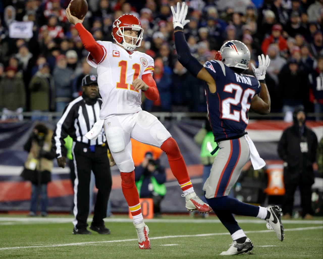 Los Kansas City Chiefs le pusieron color y sabor a la temporada 2015. Convirtieron una tragedia en una temporada histórica, es decir, la baja del corredor Jamaal Charles los puso contra la pared pero respondieron en forma ejemplar. Ligar 11 victorias y avanzar a los playoffs fue algo que nadie apostaba que quedara en la historia de este equipo.