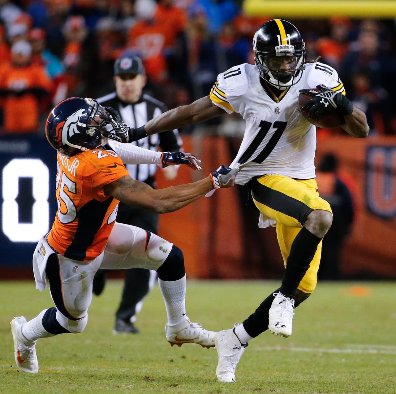 Los Pittsburgh Steelers siguen siendo un equipo de mucho coraje y duro de vencer. La ofensiva está a la altura de lo mejor en la NFL. Ben Roethlisberger encabeza un grupo explosivo, que gana muchas yardas pero, debido a ausencias clave, contra Denver no ganó muchos puntos. Tienen que mejorar a la defensiva, algo que por años fue tradicional pero que por ahora no está al nivel de campeonato.